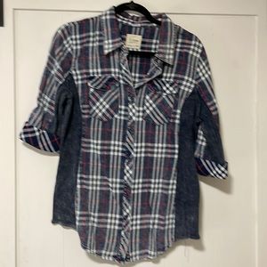 Ladies plaid shirt